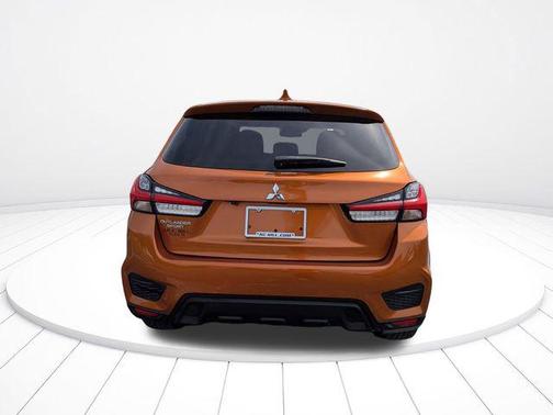 Sunshine Orange Metallic 2021 Mitsubishi Outlander Sport 2.0 ES