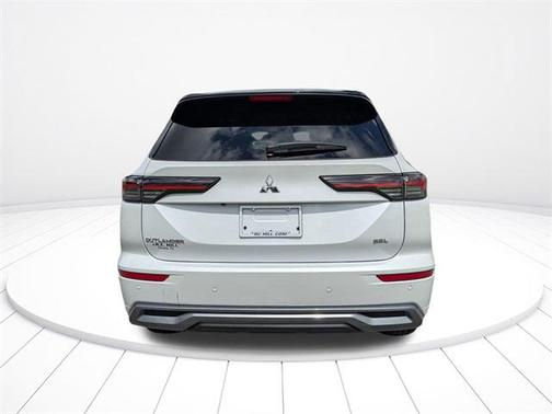2025 Mitsubishi Outlander SEL 2.5 2WD