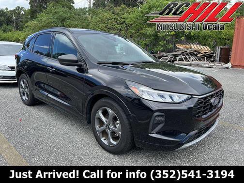 Agate Black Metallic 2023 Ford Escape ST-Line