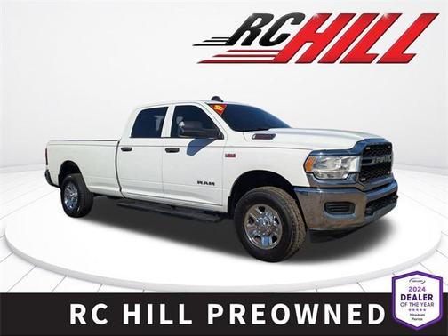 2019 RAM 2500 Tradesman Crew Cab 4x4 8' Box