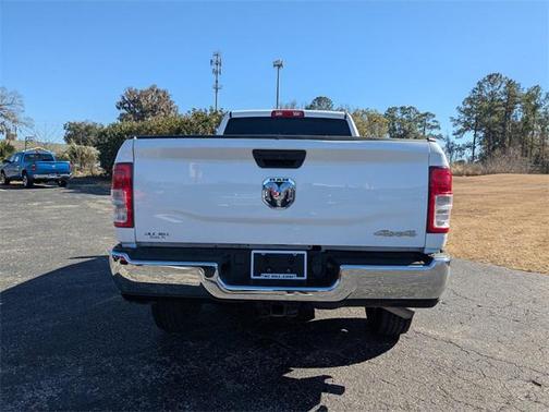 2019 RAM 2500 Tradesman Crew Cab 4x4 8' Box