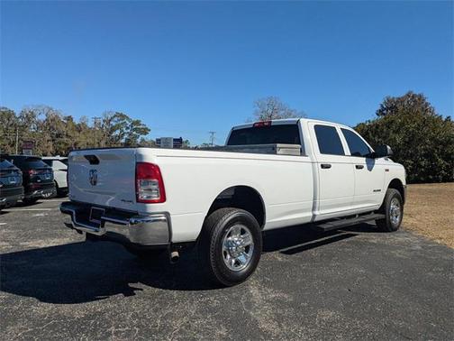 2019 RAM 2500 Tradesman Crew Cab 4x4 8' Box