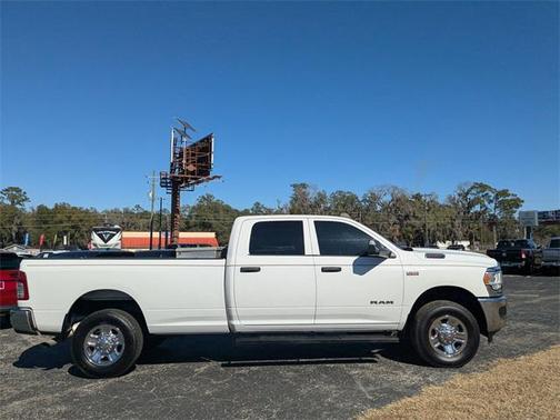 2019 RAM 2500 Tradesman Crew Cab 4x4 8' Box