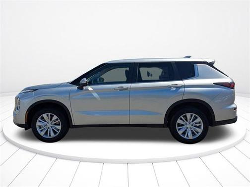 2025 Mitsubishi Outlander ES 2.5 2WD
