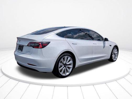Pearl White Multi-Coat 2020 Tesla Model 3 Long Range
