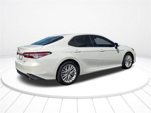 2019 Toyota Camry XLE