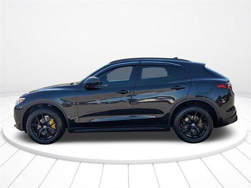 2019 Alfa Romeo Stelvio Sport