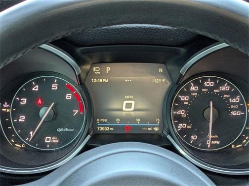 2019 Alfa Romeo Stelvio Sport