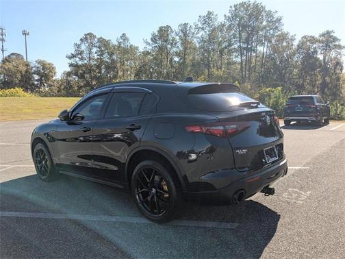 2019 Alfa Romeo Stelvio Sport