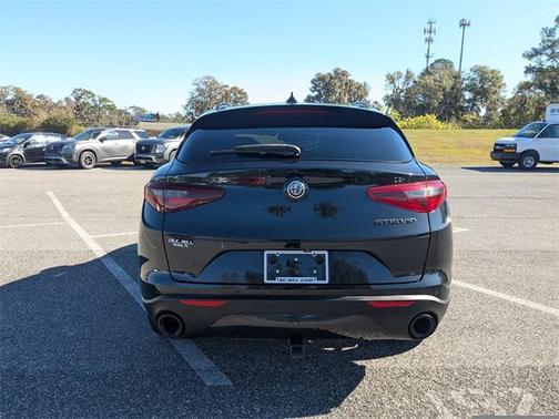 2019 Alfa Romeo Stelvio Sport