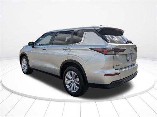 2025 Mitsubishi Outlander ES 2.5 2WD