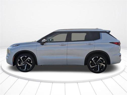 2023 Mitsubishi Outlander SEL 2.5 2WD
