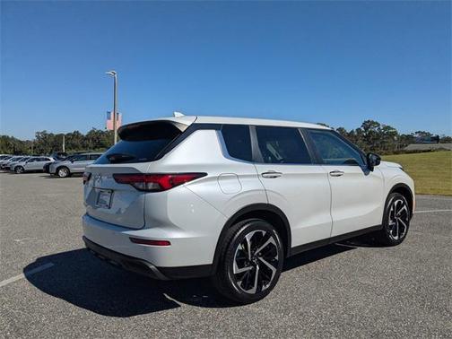 2022 Mitsubishi Outlander ES 2.5 S-AWC