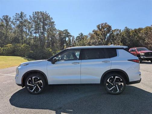 2022 Mitsubishi Outlander ES 2.5 S-AWC