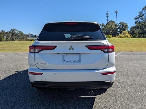 2022 Mitsubishi Outlander ES 2.5 S-AWC
