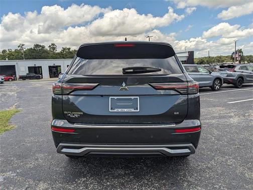 2025 Mitsubishi Outlander SE 2.5 2WD