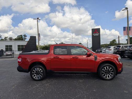 Hot Pepper Red Metallic Tinted Clearcoat 2023 Ford Maverick Lariat