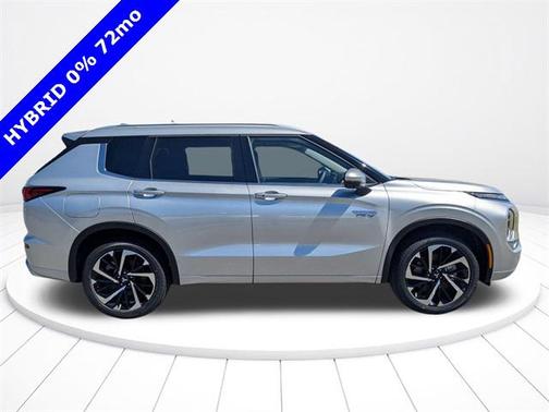 2025 Mitsubishi Outlander PHEV SEL