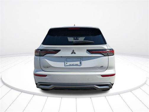 2025 Mitsubishi Outlander SE 2.5 2WD