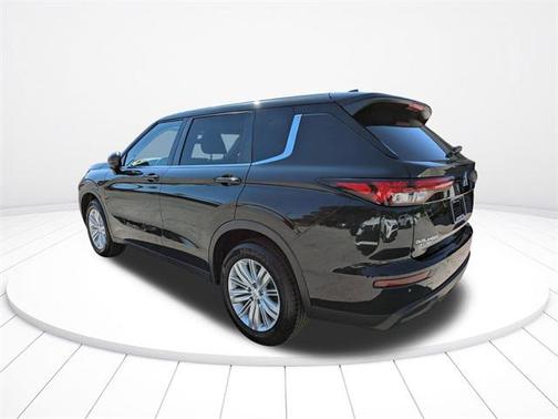 2023 Mitsubishi Outlander ES 2.5 2WD