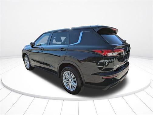 2023 Mitsubishi Outlander ES 2.5 2WD
