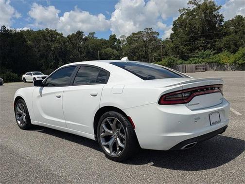2017 Dodge Charger SXT