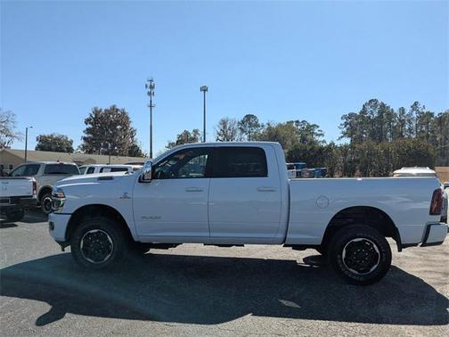 2026 RAM 2500 Laramie Crew Cab 4x4 6'4' Box