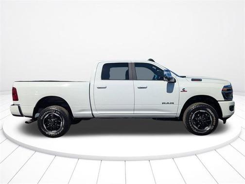 2026 RAM 2500 Laramie Crew Cab 4x4 6'4' Box