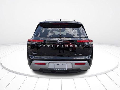 Super Black 2023 Nissan Pathfinder SL 4WD