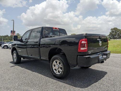 2024 RAM 2500 Laramie Crew Cab 4x4 6'4' Box