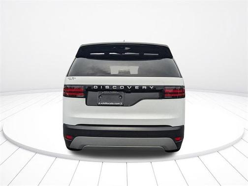 2024 Land Rover Discovery P300 S