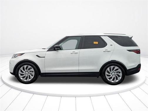 2024 Land Rover Discovery P300 S