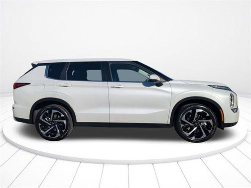 2024 Mitsubishi Outlander SE 2.5 2WD