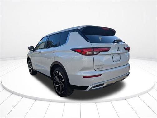 2024 Mitsubishi Outlander SE 2.5 2WD