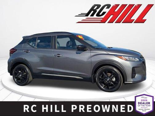 Gun Metallic 2022 Nissan Kicks SR