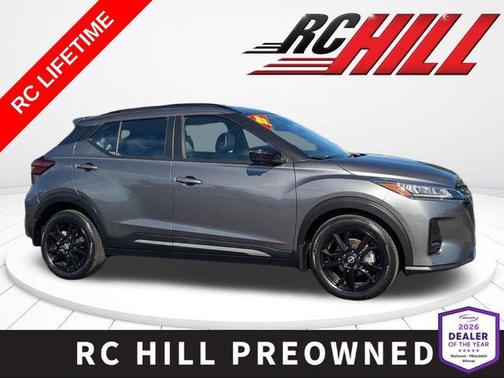 Gun Metallic 2022 Nissan Kicks SR