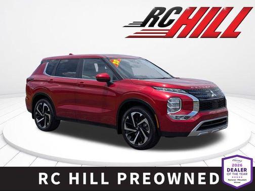 Red Diamond 2023 Mitsubishi Outlander SE