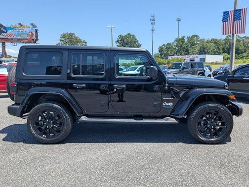 2022 Jeep Wrangler Unlimited 4xe Sahara