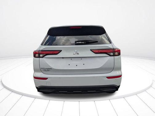 2023 Mitsubishi Outlander ES 2.5 2WD