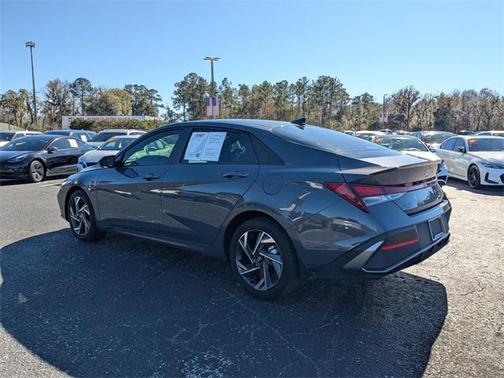 2025 Hyundai ELANTRA Sport