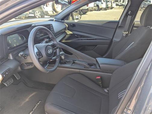 2025 Hyundai ELANTRA Sport