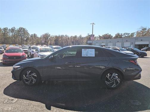 2025 Hyundai ELANTRA Sport