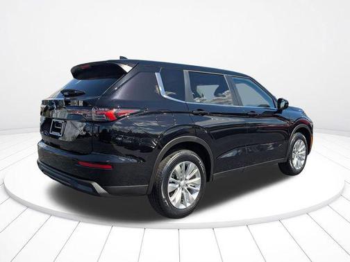 2026 Mitsubishi Outlander ES 2.5 2WD