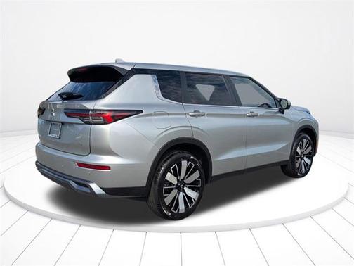 2025 Mitsubishi Outlander SE 2.5 2WD
