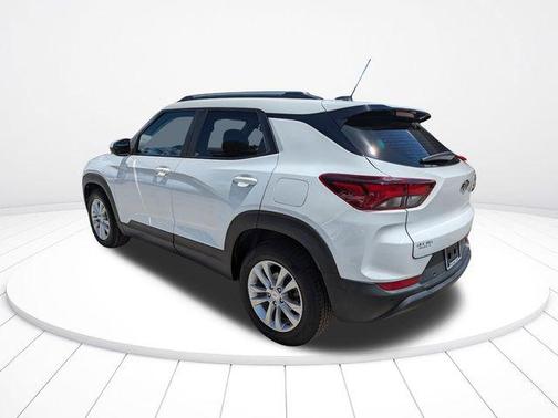 Summit White 2023 Chevrolet Trailblazer LT