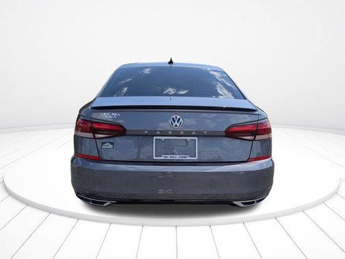 Platinum Gray Metallic 2020 Volkswagen Passat 2.0T R-Line