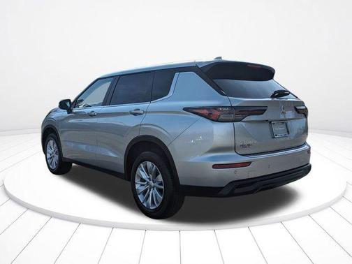 2026 Mitsubishi Outlander ES 2.5 2WD