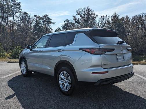 2026 Mitsubishi Outlander ES 2.5 2WD