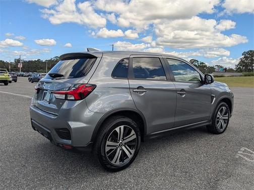 2024 Mitsubishi Outlander Sport SE