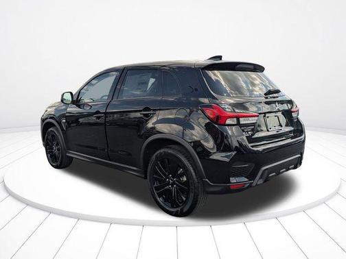 Labrador Black Pearl 2026 Mitsubishi Outlander Sport 2.0 LE